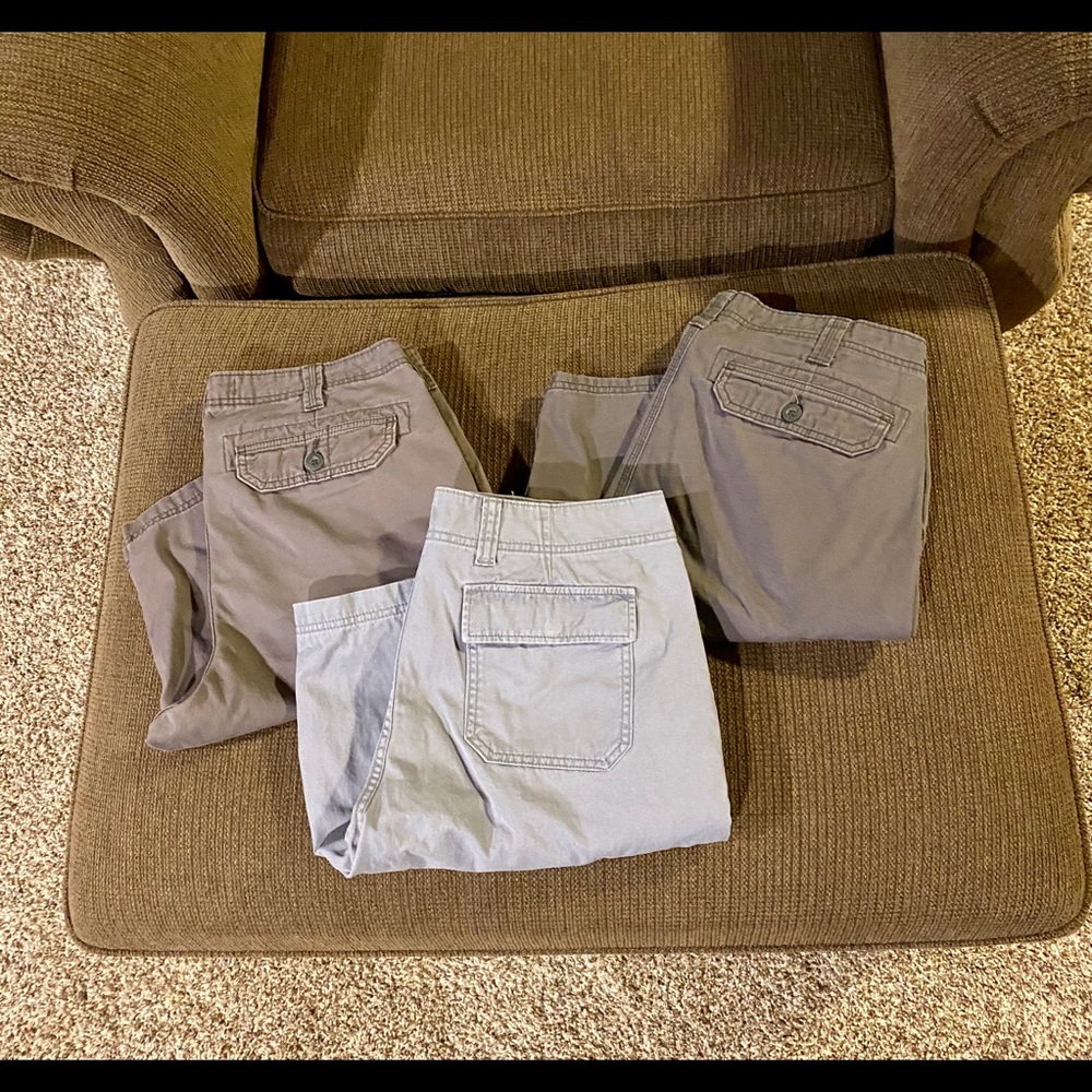 Men’s Solid Color Cargo Shorts Lot Size 34
